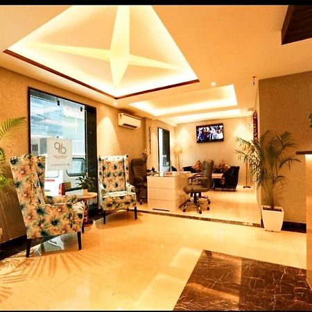Hotel The Vegas Delhi Airport- A Boutique Hotel New Delhi Eksteriør billede