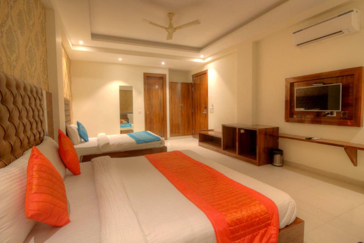 Hotel The Vegas Delhi Airport- A Boutique Hotel New Delhi Eksteriør billede