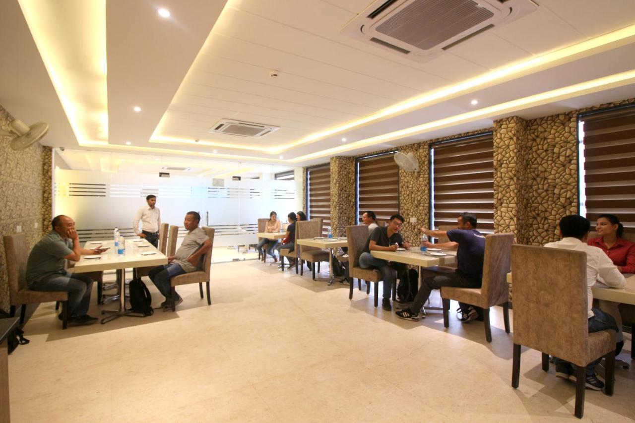 Hotel The Vegas Delhi Airport- A Boutique Hotel New Delhi Eksteriør billede