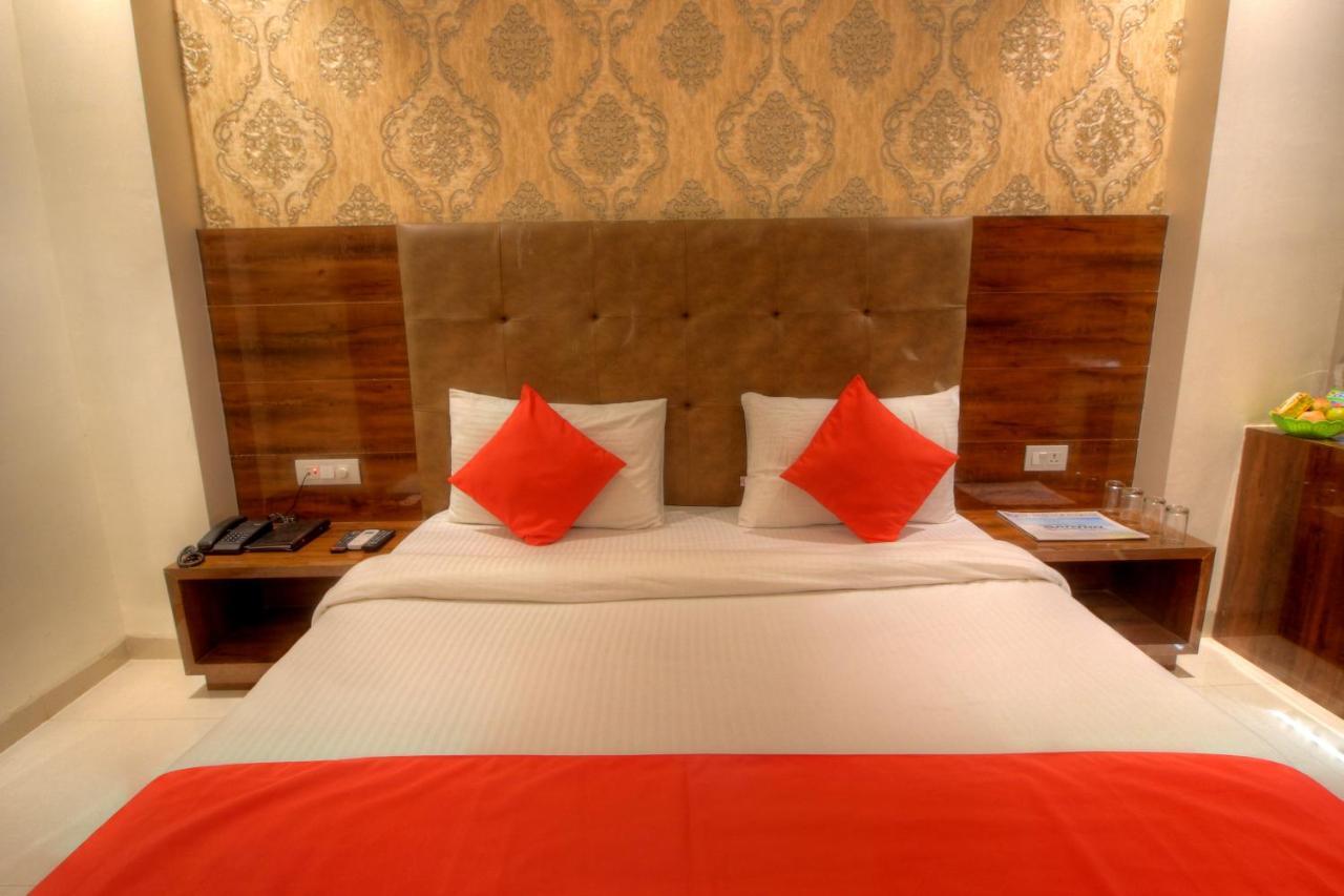 Hotel The Vegas Delhi Airport- A Boutique Hotel New Delhi Eksteriør billede